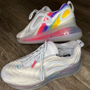 **SOLD** Nike Air Max 720